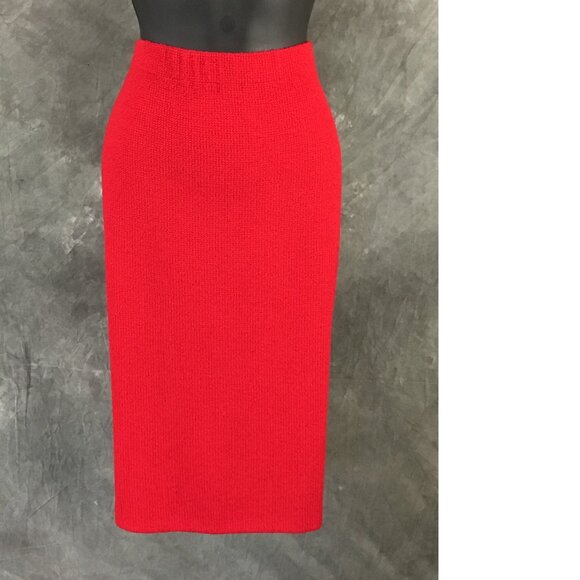 BEAUTIFUL St John knit red black multi jacket skirt suit size 12 - Picture 8 of 9